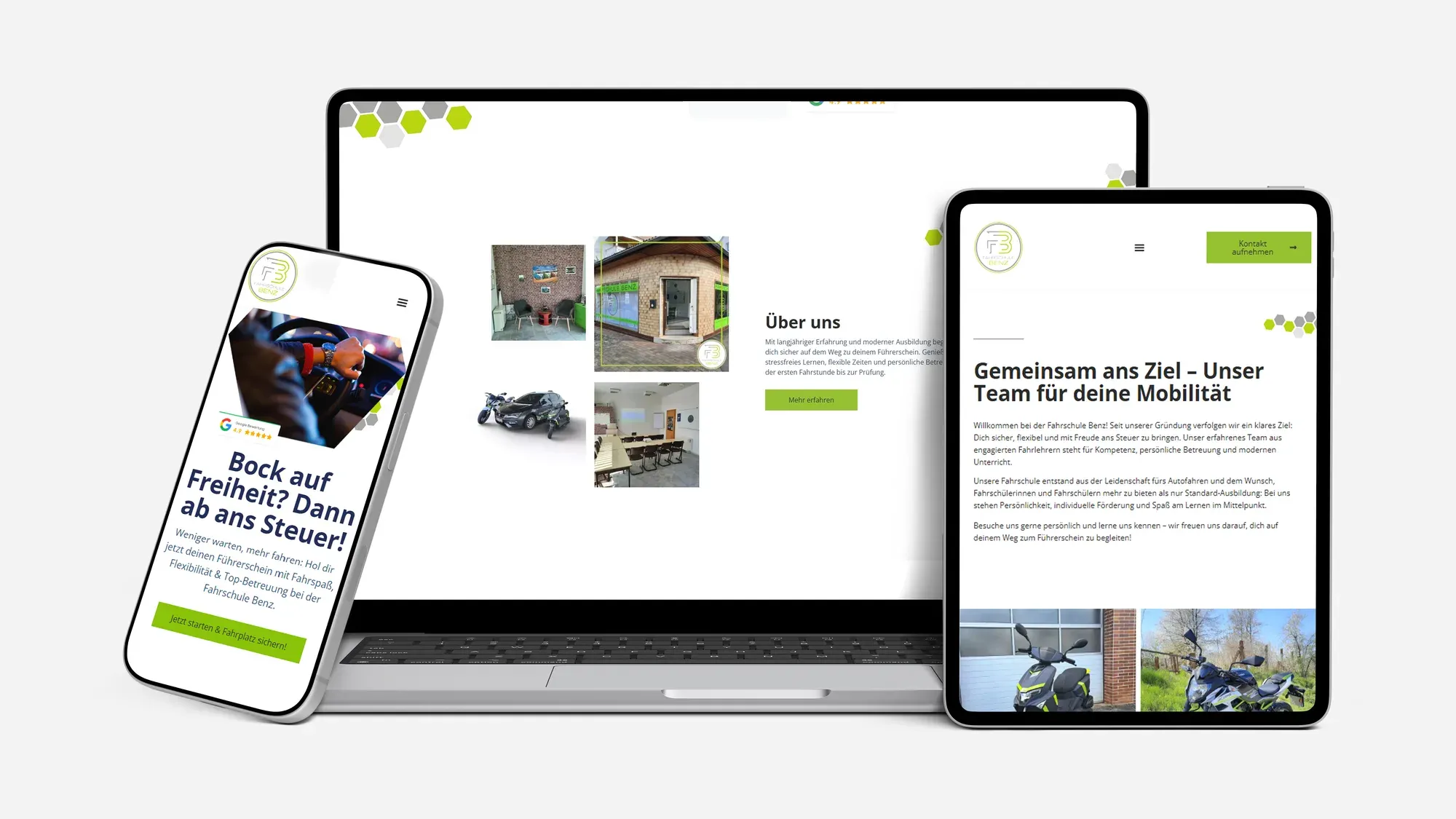 Mockup: die Website der Fahrschule Benz auf Laptop, Smartphone und Tablet nebeneinander.
