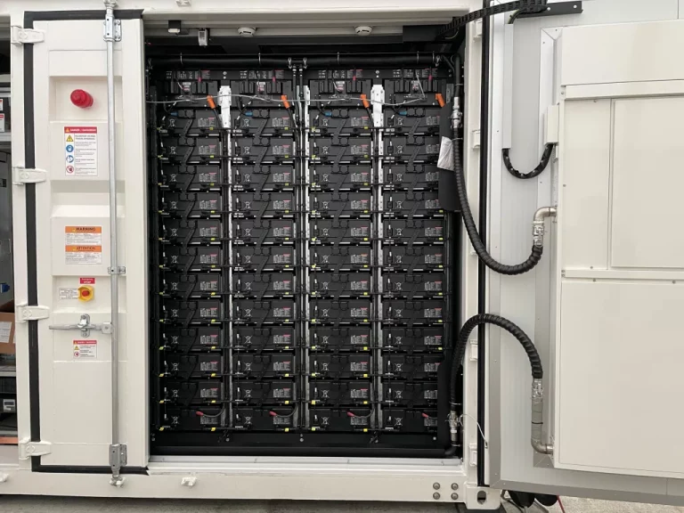 Vorne2 1024x768 1 Batteriespeicher Multi-Domain Webdesign